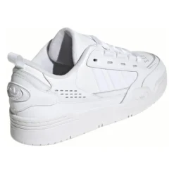Baskets Adi2000