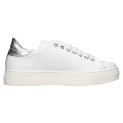 Baskets en cuir