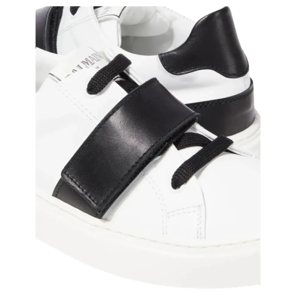 Baskets en cuir