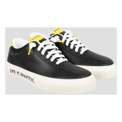 Baskets en cuir