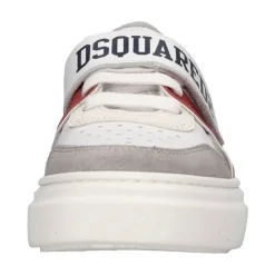 Baskets en cuir et daim