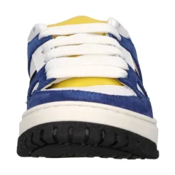 Baskets en cuir et daim