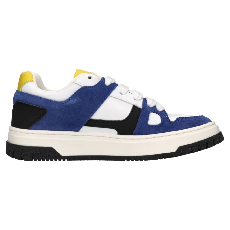 Baskets en cuir et daim