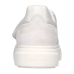 Baskets en cuir et daim