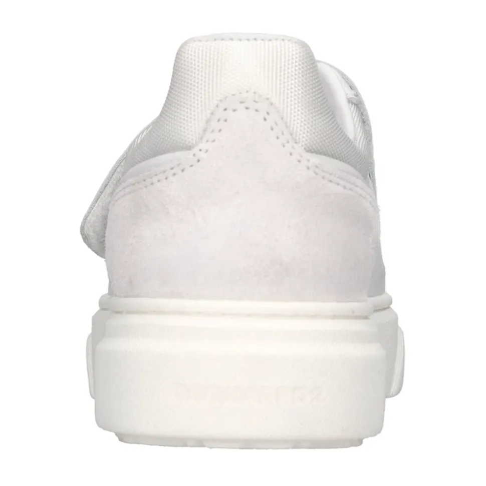 Baskets en cuir et daim