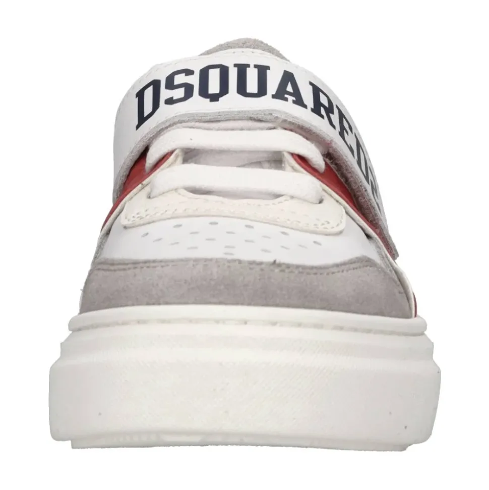 Baskets en cuir et daim