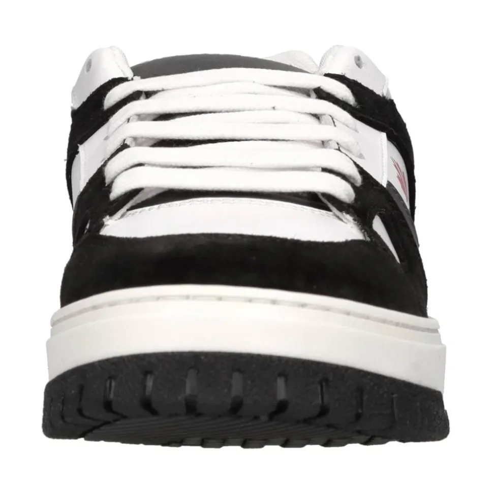Baskets en cuir et daim