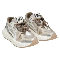 Baskets en nylon et maille