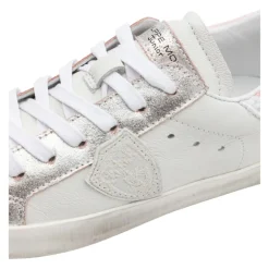 Basses en cuir