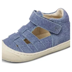 Bede Closed-toe Sandal