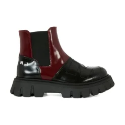 82046 Botte en cuir à panneaux