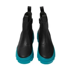 Bottes en cuir avec semelle en caoutchouc