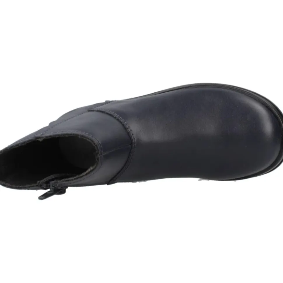 Bottes à la mode pour des tenues élégantes