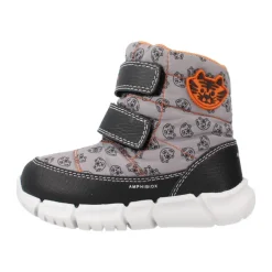 Bottes élégantes pour aventures en plein air