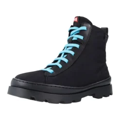 Bottes élégantes pour petits aventuriers