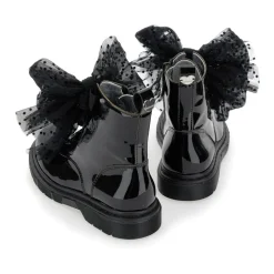 Bottines à brides en cuir verni