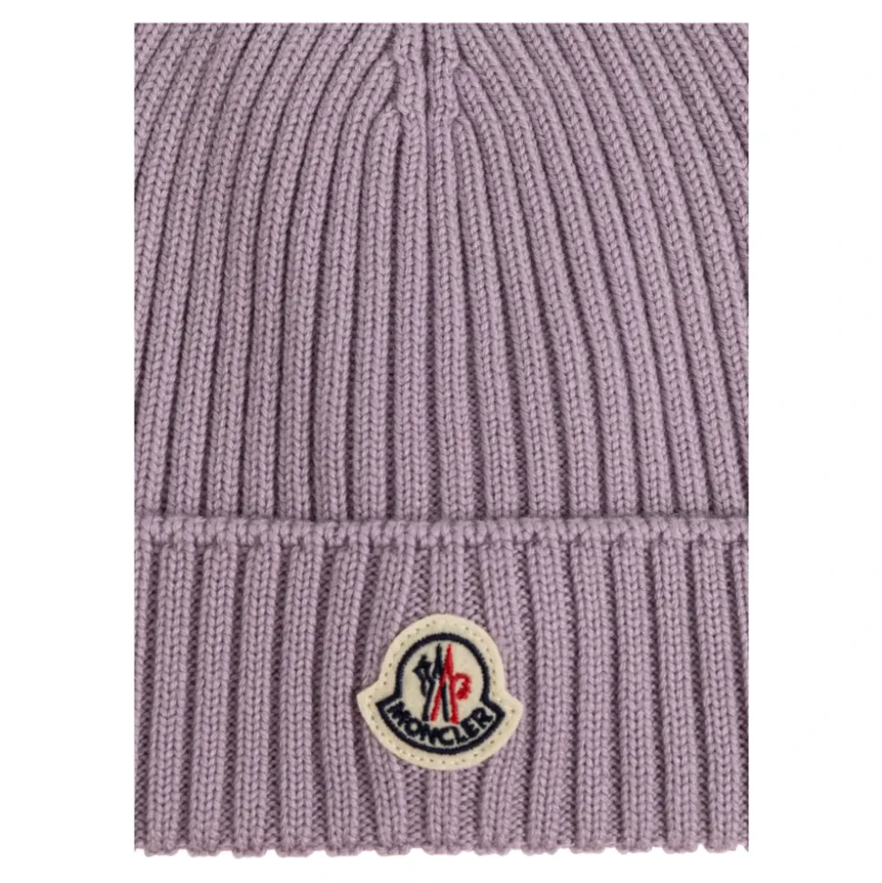 Chapeau avec écusson logo