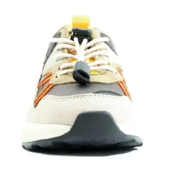 Chaussure basse à lacets