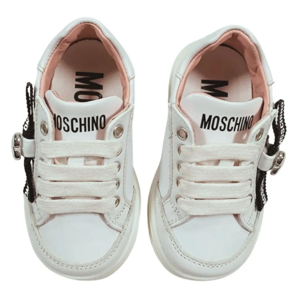 Chaussures plates Moschino