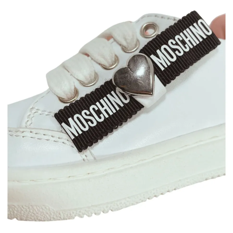 Chaussures plates Moschino