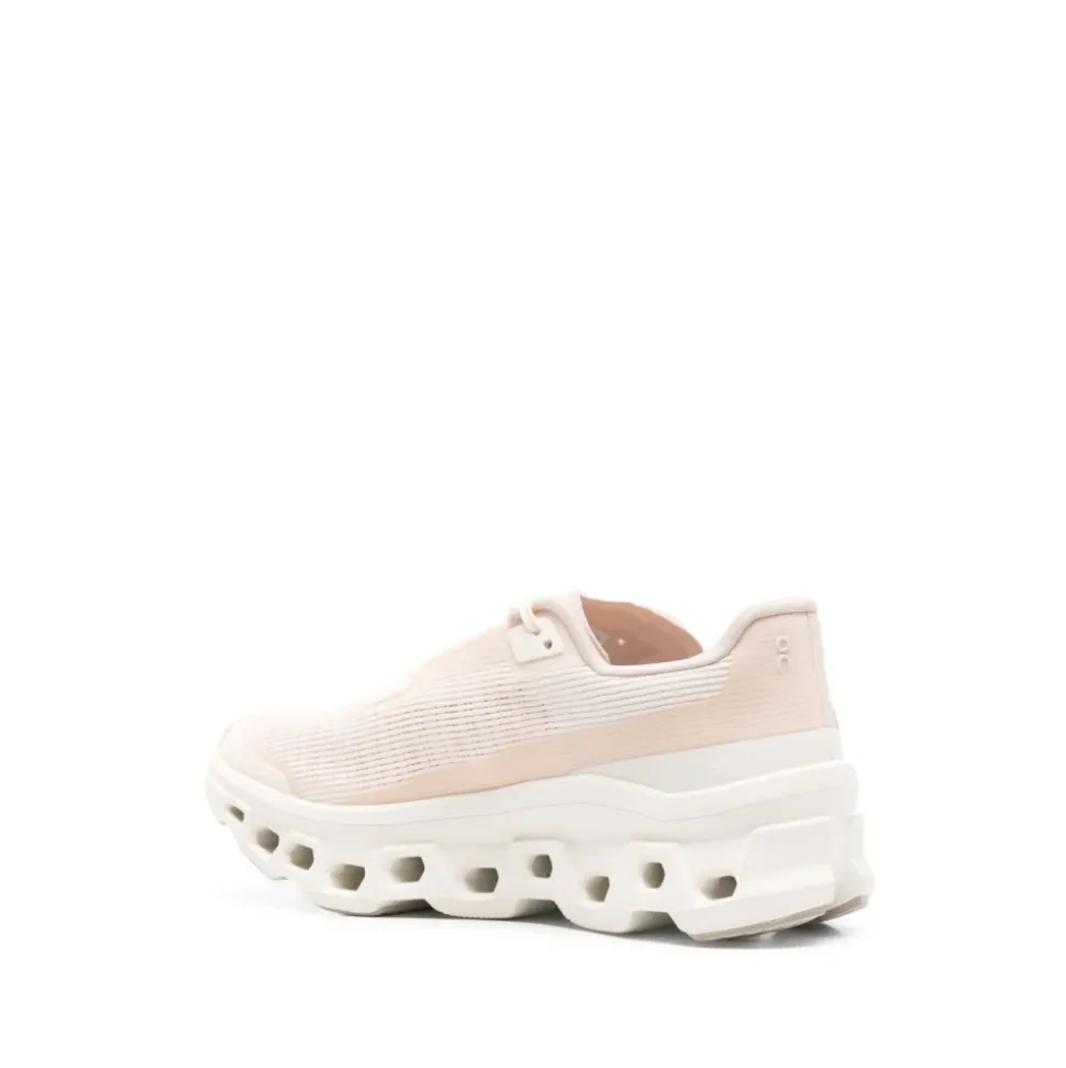 Cloudmonster Void