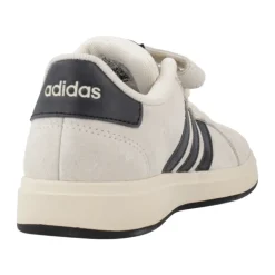 Grand Court Sneakers