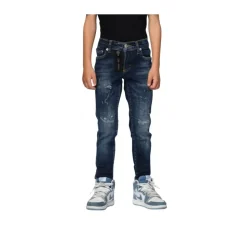 Jean en Denim avec Badge Violet