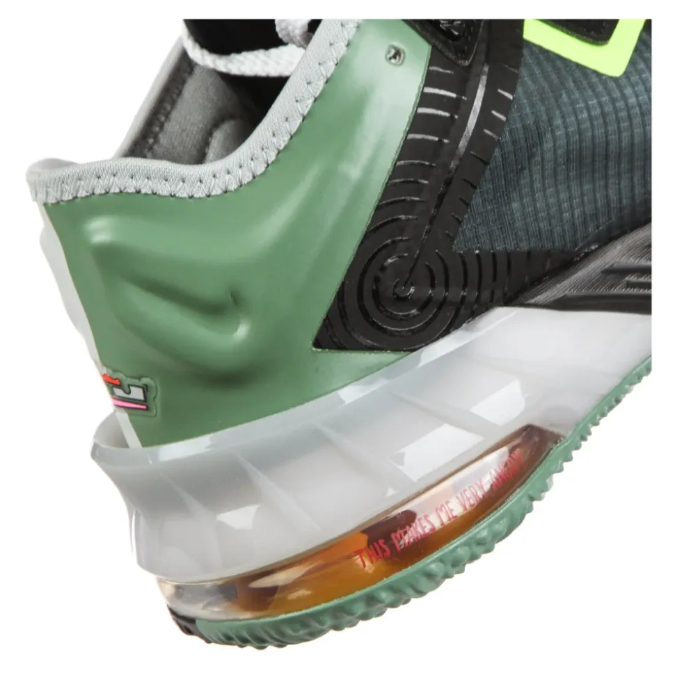 Lebron XVIII Low Chaussures de Basket