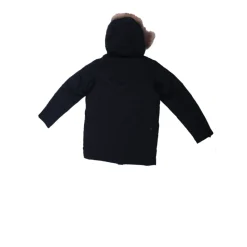 Manteau à Capuche Bleu avec Bordure en Fourrure