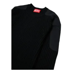 Pull à effet usé