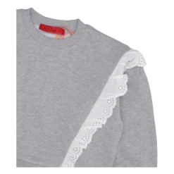 Pull gris clair avec volants