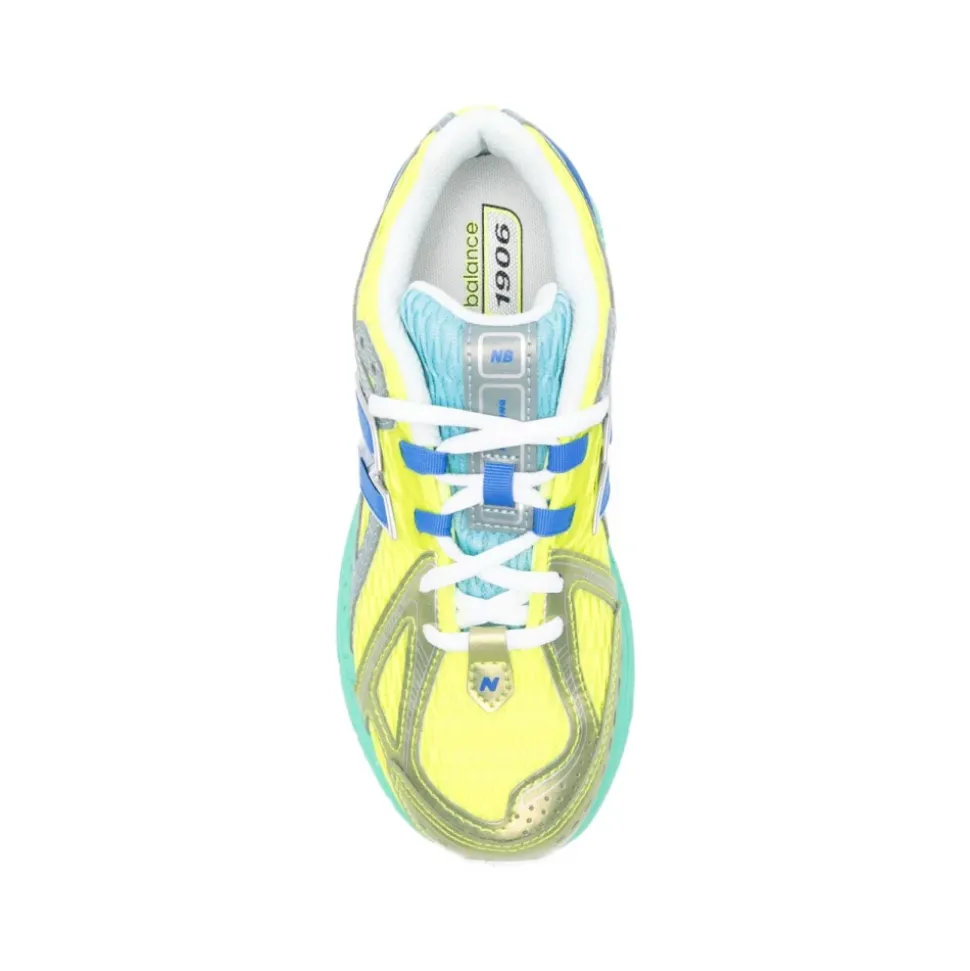 1906R Sneakers