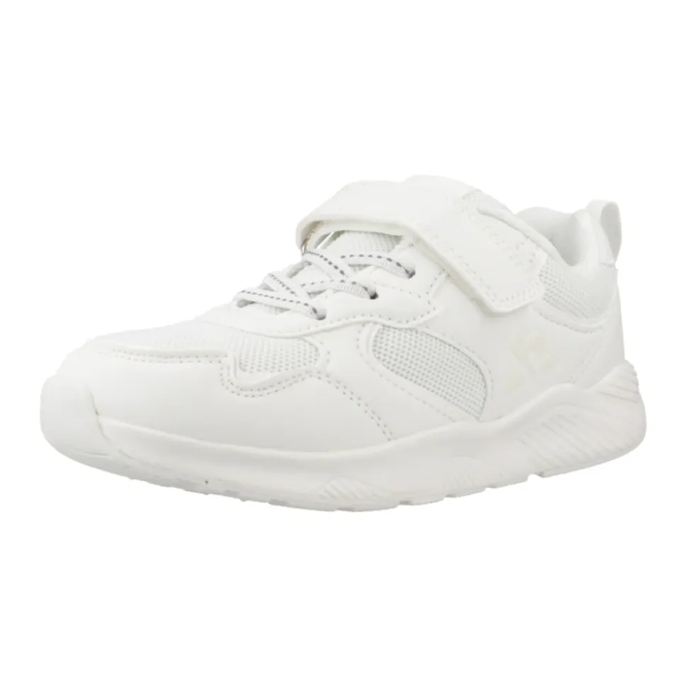 Runner Sneakers