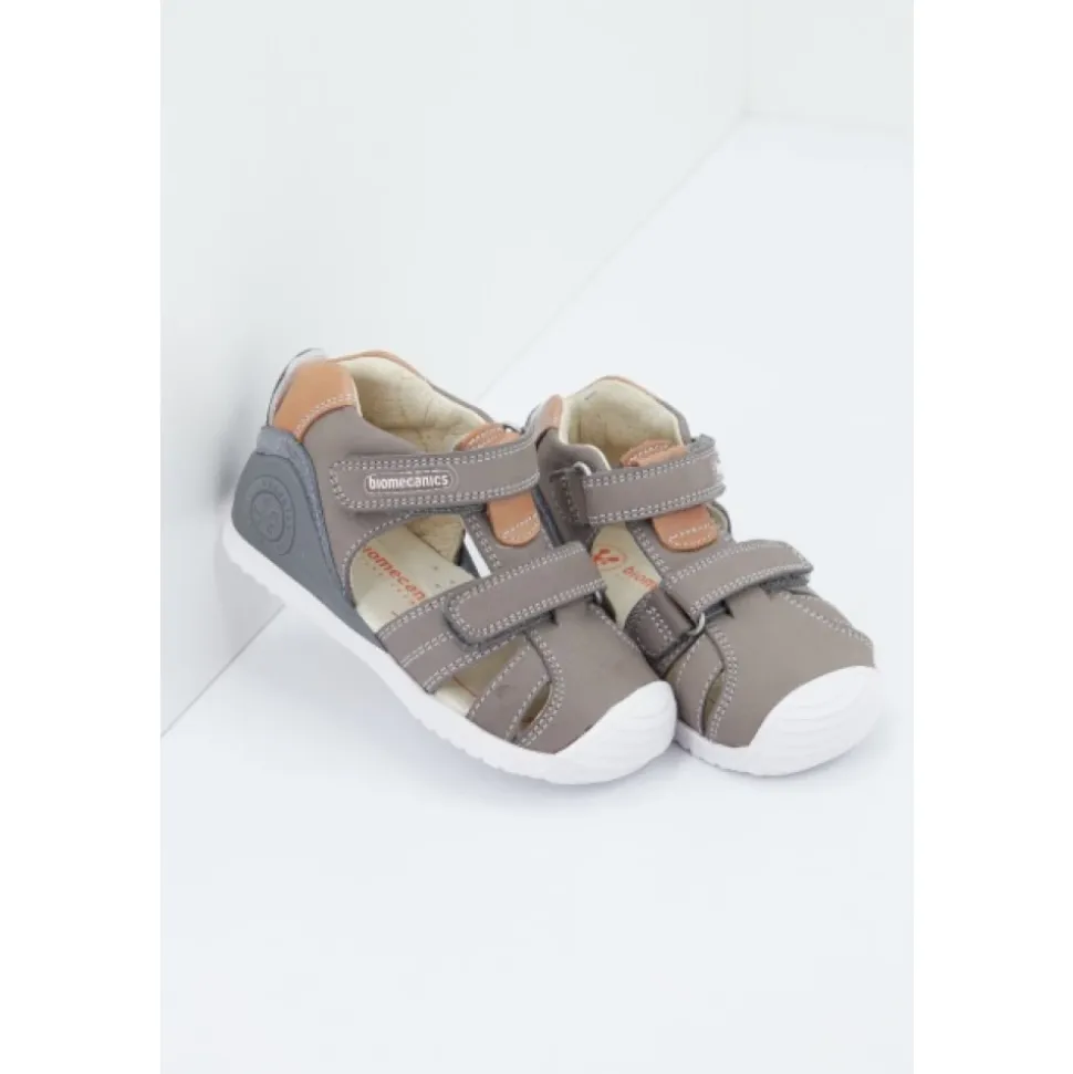 Sandales à brides