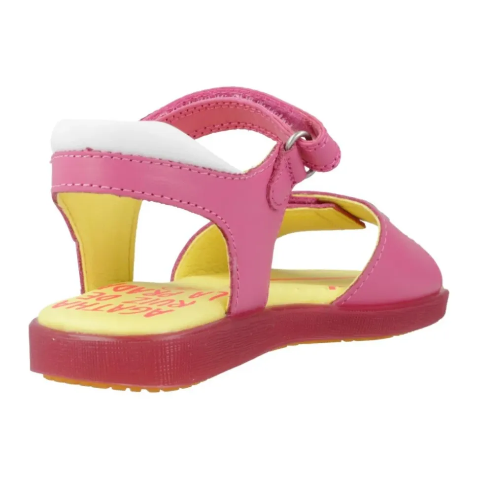 Sandal Play