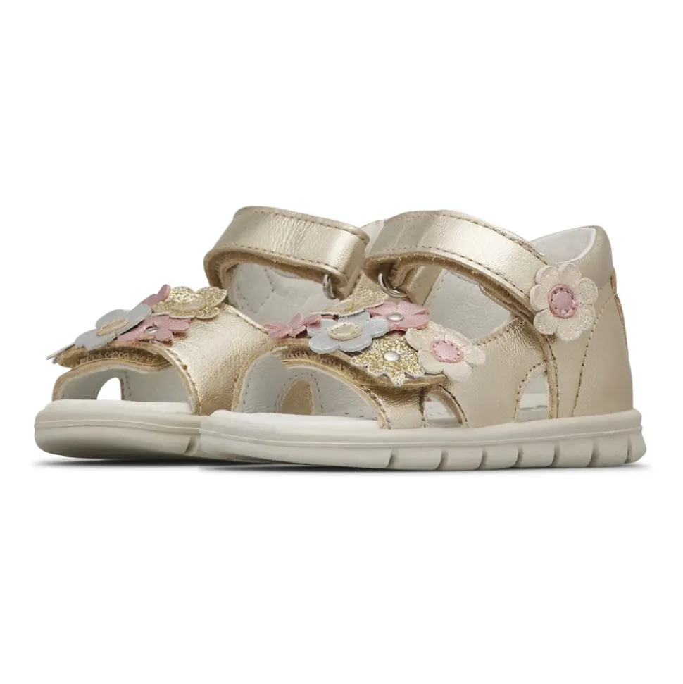 Slammy Sandals