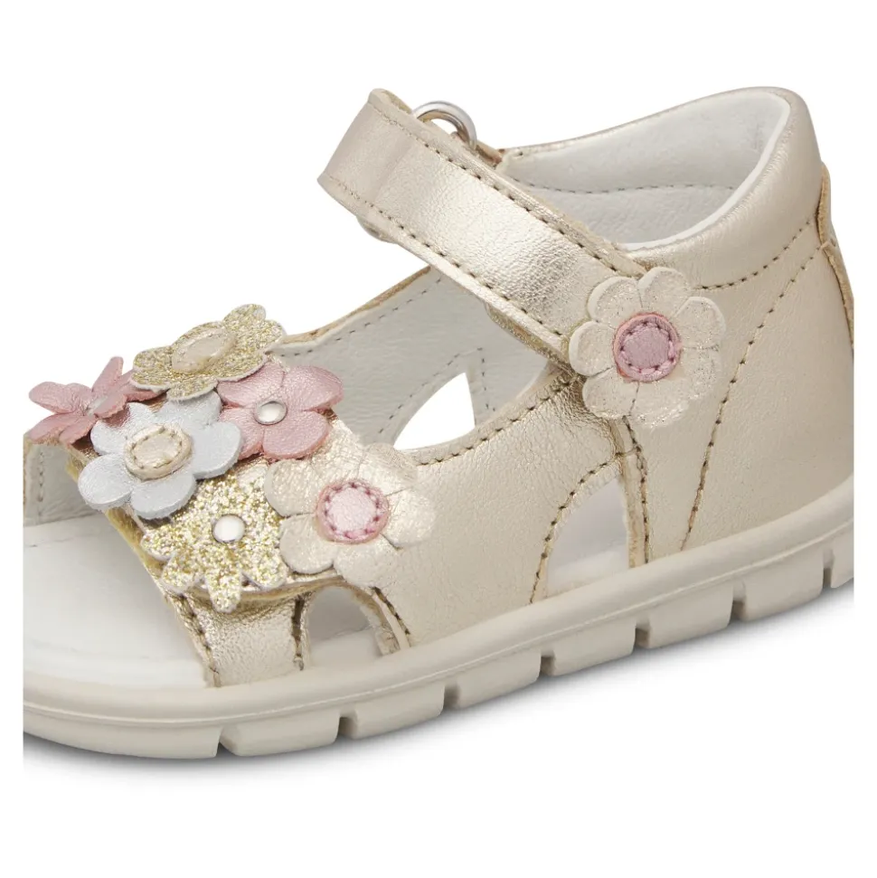 Slammy Sandals