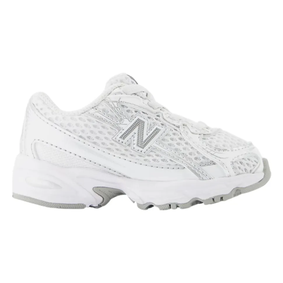 740 Sneaker