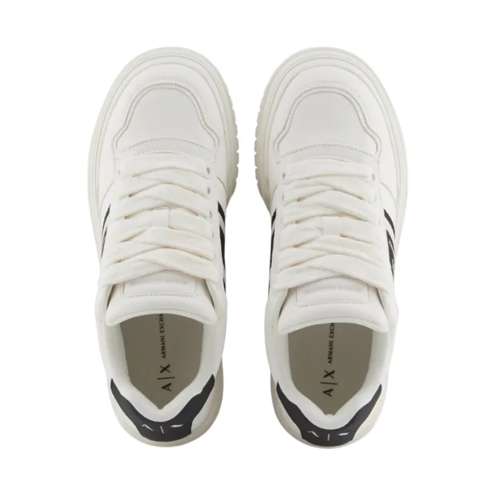 Sneakers à bandes contrastantes