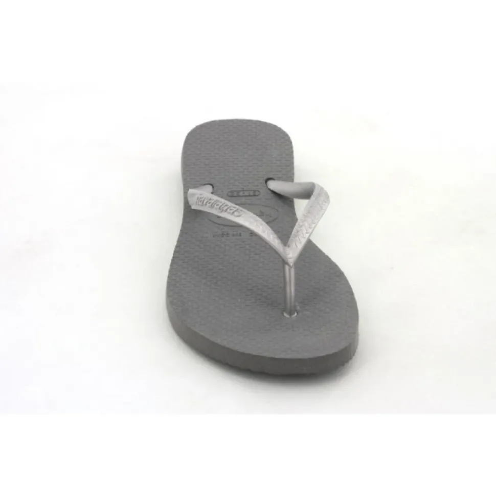 Tongs