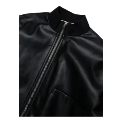 Veste Logo